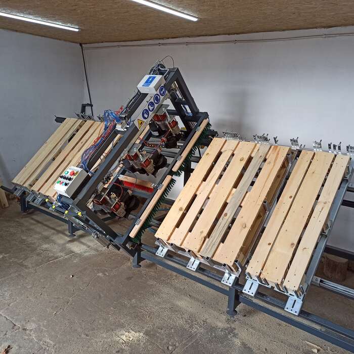 EURO Pallet Nailing Machine Forest PT 4000 FOREST